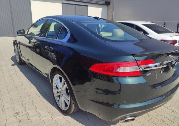 Jaguar XF cena 13950 przebieg: 141000, rok produkcji 2009 z Warta małe 79